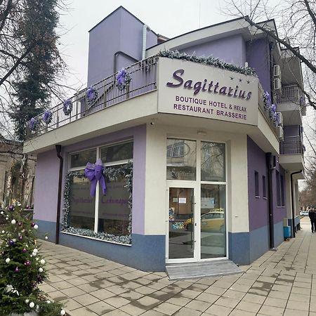 Бутик Хотел Ресторант Брасери И Релакс Зона Сажитариус 丘斯滕迪尔 外观 照片